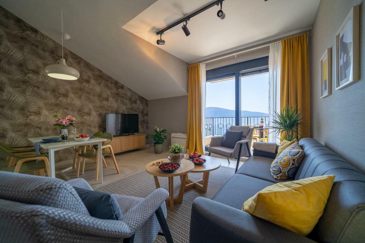 Sealine Apartments A1 Tivat Exteriör bild